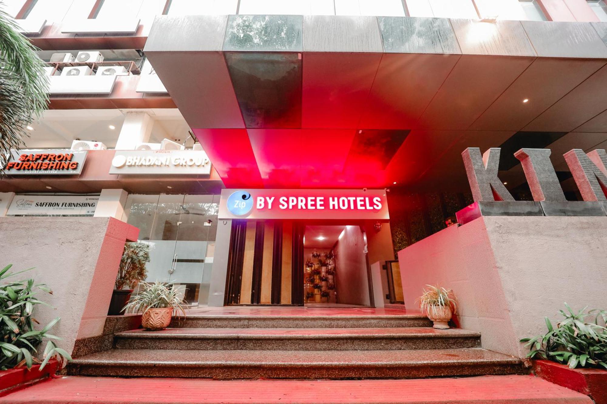 Zip By Spree Hotels Surate Exterior foto